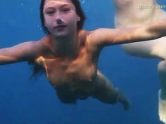 Find-Best-Lesbians.com presents: See lean naked bodies underwater in ocean
