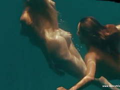 Find-Best-Lesbians.com presents: Kelly brook & jessica szohr nude & sexy - piranha - hd