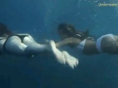 Find-Best-Lesbians.com presents: Bikini girls filmed underwater in the ocean