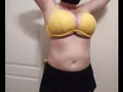 Find-Best-Lesbians.com presents: 36 g saggy tits bbw milf lateshay big yellow bra strip
