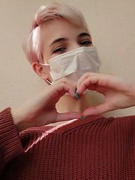 Find-Best-Lesbians.com presents: Quarantined Contestant 6